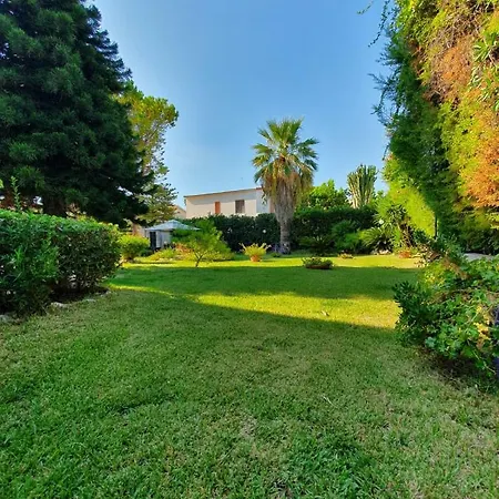 Del Mediterraneo Apartment *
